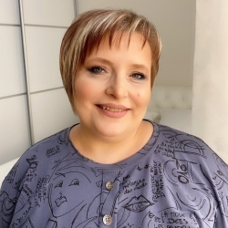 Фотография репетитора Попова Виктория Юрьевна