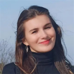 Фотография репетитора Фатыхова Агата Равильевна