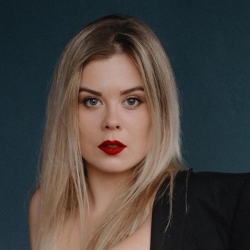 Фотография репетитора Илюшина Ксения Валерьевна