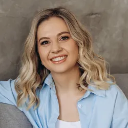 Фотография репетитора Уралова Елена Павловна