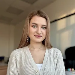 Фотография репетитора Скрынникова Юлия Владимировна