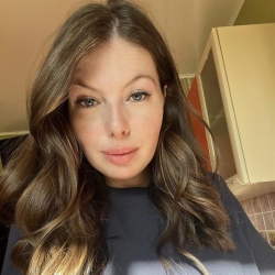 Фотография репетитора Миллер Анна Владимировна