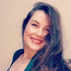 Фотография репетитора Гусарова Алина Владимировна