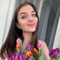 Фотография репетитора Ушакова Любовь Владимировна