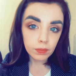 Фотография репетитора Куюмжиева Вероника Алексеевна