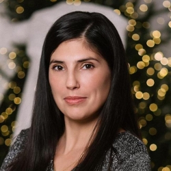 Фотография репетитора Зыкова Оксана Владимировна