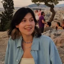 Фотография репетитора Крюкова Вероника Вадимовна