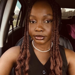 Фотография репетитора Абуту Энн Ойн 