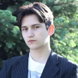 Фотография репетитора Саморуков Ян Вагифович