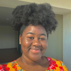 Фотография репетитора Франкс-Фубара Биобеле Элизабет 