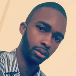 Фотография репетитора Мафута Джуниор Луис Бичо 