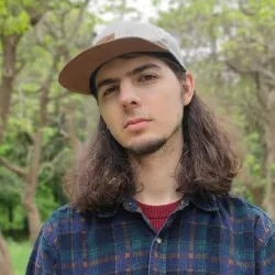 Фотография репетитора Олейников Денис Олегович