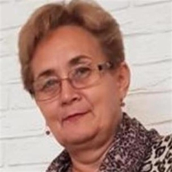 Фотография репетитора Якушина Аида Рашитовна