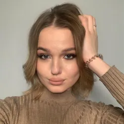 Фотография репетитора Петрова Анна Юрьевна