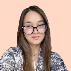 Фотография репетитора Ажермачева Анна Олеговна