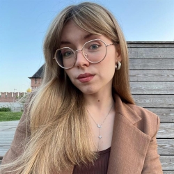 Фотография репетитора Василенко Софья Александровна
