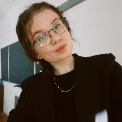 Фотография репетитора Тихоненко Дарья Артемовна