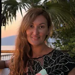 Фотография репетитора Закиева Динара Ильнуровна