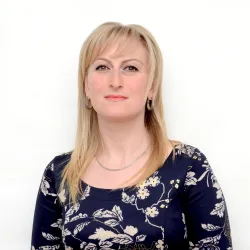 Фотография репетитора Минасян Армине Суреновна