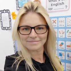 Фотография репетитора Кнутова Елена Станиславовна