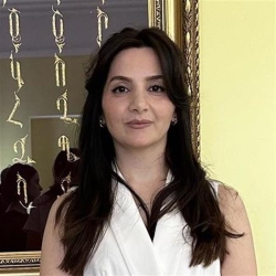 Фотография репетитора Айриян Гаяне Григорьевна