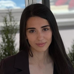 Фотография репетитора Бахрамова Айдан Назимовна