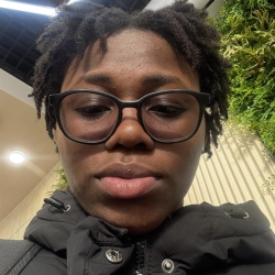 Фотография репетитора Отаигбе Зоэ Зхиномен 