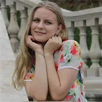 Фотография репетитора Ушакова Анна Эдуардовна