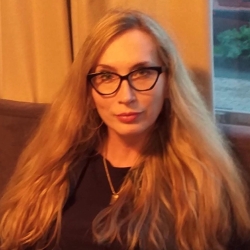 Фотография репетитора Надежина Елена Александровна