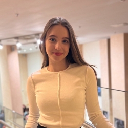 Фотография репетитора Сухарева Дарья Владимировна