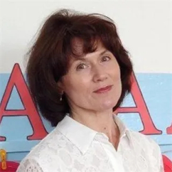 Фотография репетитора Татаренко Ирина Максумовна