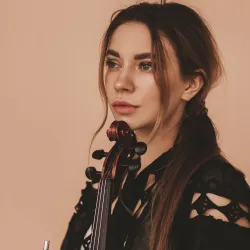 Фотография репетитора Комарова Влада Витальевна