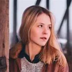 Фотография репетитора Петухова Алина Алексеевна