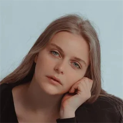 Фотография репетитора Галуза Анастасия Дмитриевна