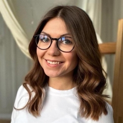 Фотография репетитора Якупова Арина Рамильевна