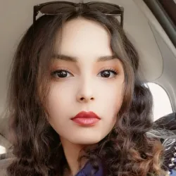 Фотография репетитора Набизадех Сахар 