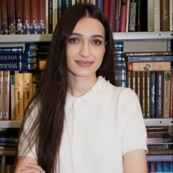 Фотография репетитора Котанджян Анна Мгеровна