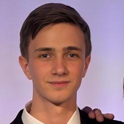 Фотография репетитора Пешен Никита Петер