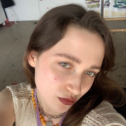 Фотография репетитора Бусарова Алеся Алексеевна