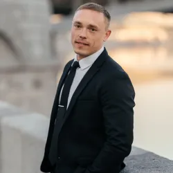 Фотография репетитора Сазонкин Максим Александрович