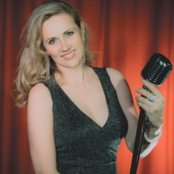 Фотография репетитора Воскресенская Елена Витальевна