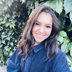 Фотография репетитора Юнусова Энже Ирековна