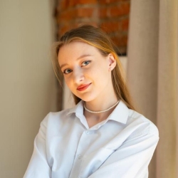 Фотография репетитора Уркалова Дарья Игоревна