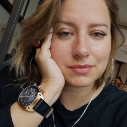 Фотография репетитора Белоножко Евгения Юрьевна