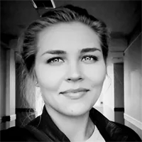 Фотография репетитора Землякова Елена Олеговна