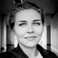 Фотография репетитора Землякова Елена Олеговна