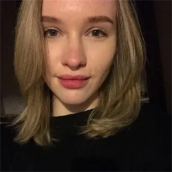 Фотография репетитора Слонова Александра Леонидовна