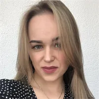 Фотография репетитора Стрельцова Алина Кареновна