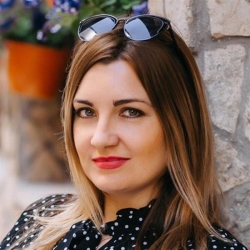 Фотография репетитора Димова Виктория Евгеньевна