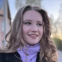 Фотография репетитора Калинина Юлия Андреевна